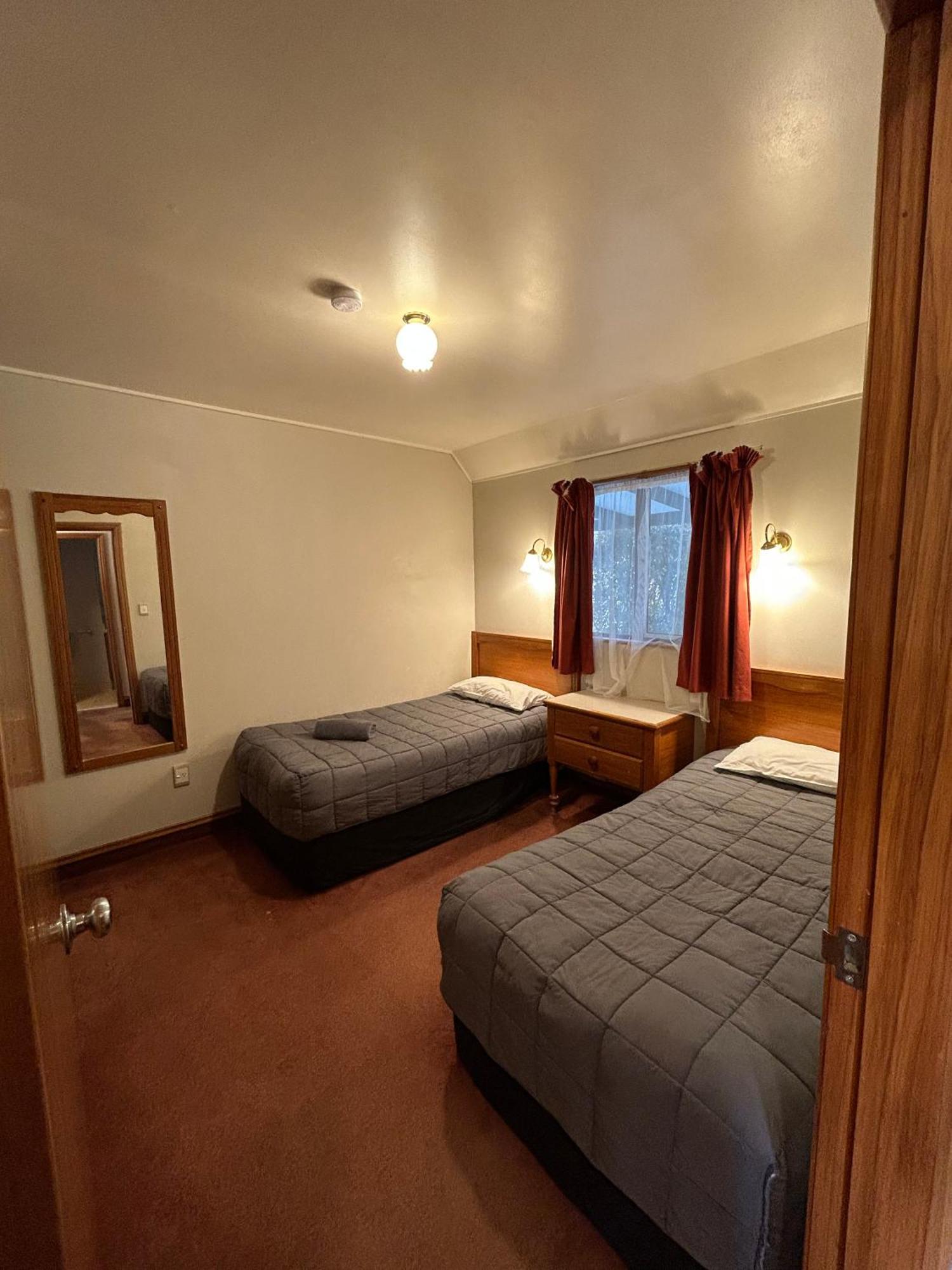 Masterton Motor Lodge Extérieur photo