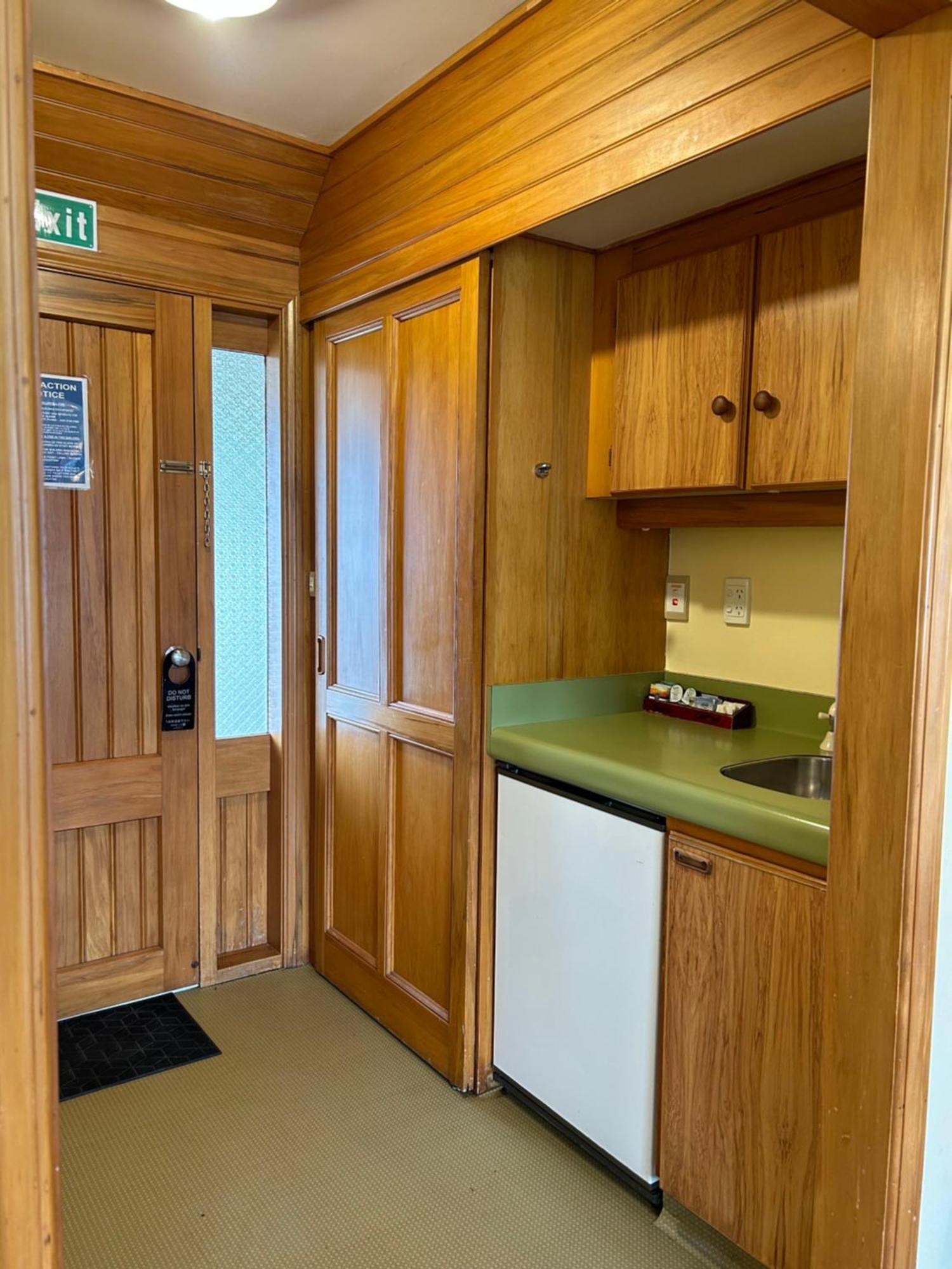 Masterton Motor Lodge Extérieur photo
